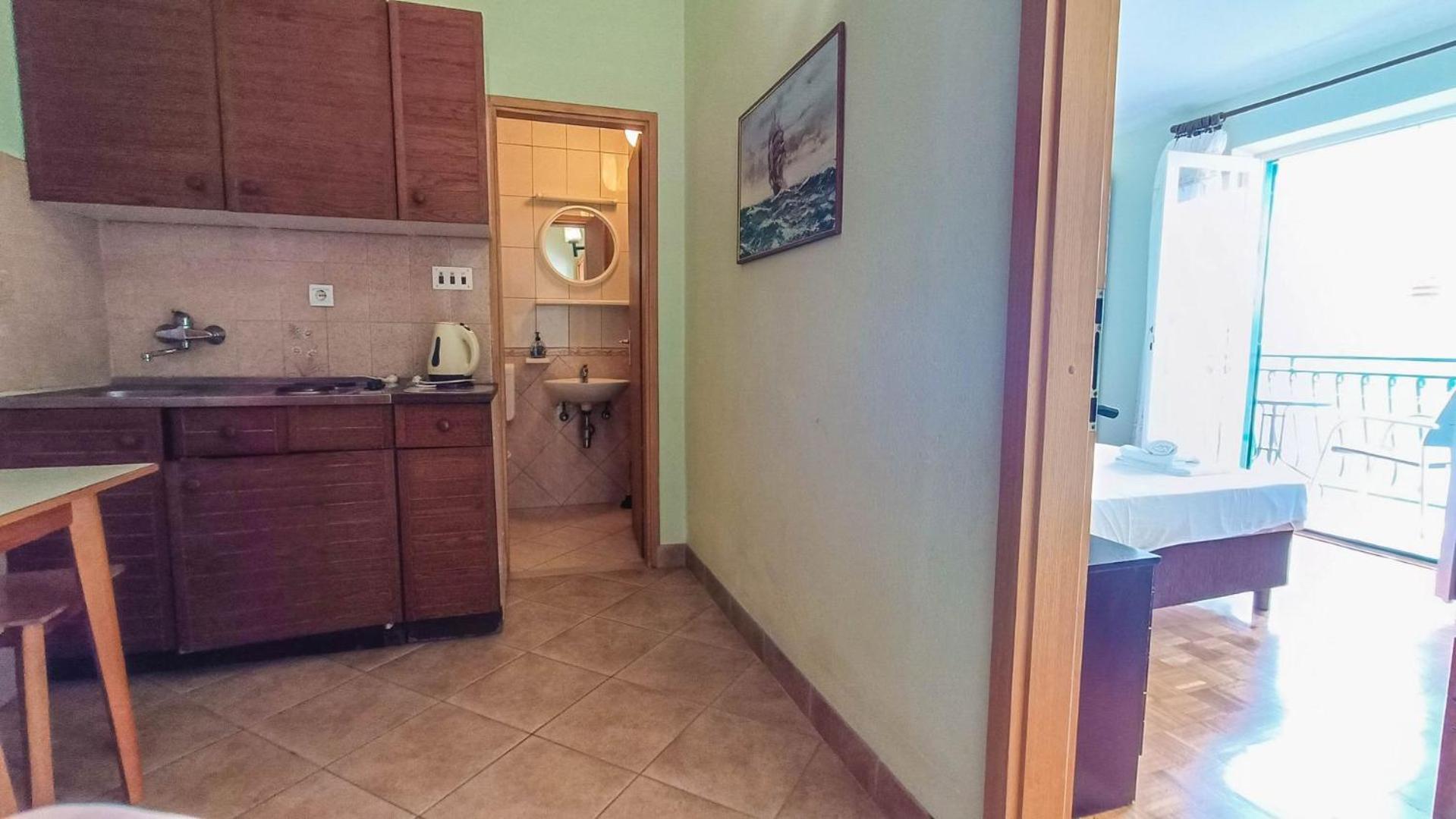 Apartments Ines - 15 Meters From The Beach بروماجنا المظهر الخارجي الصورة